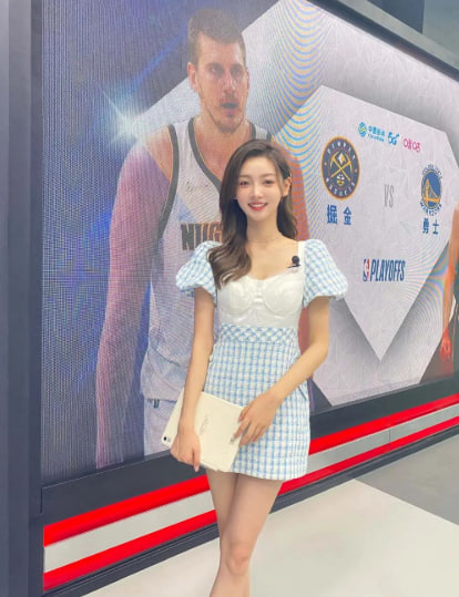 亚洲杯球星专访：赛场背后的荣耀与挑战